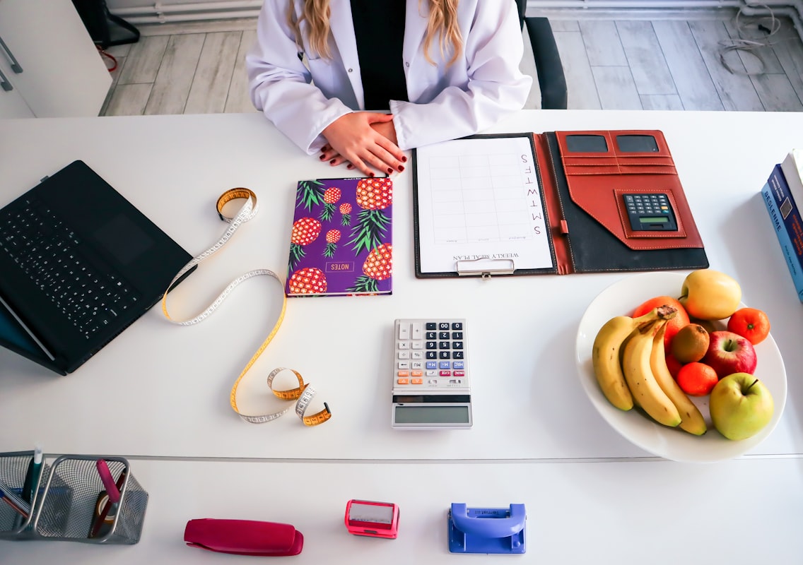Professional nutritionist consultation